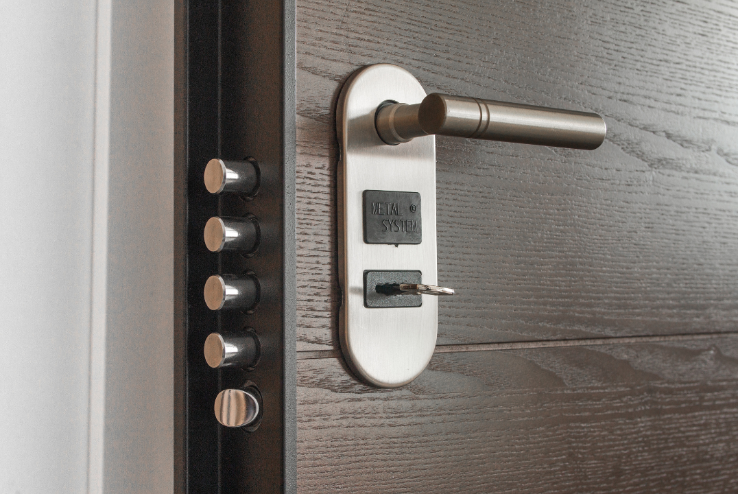 serrure de porte d’entrée