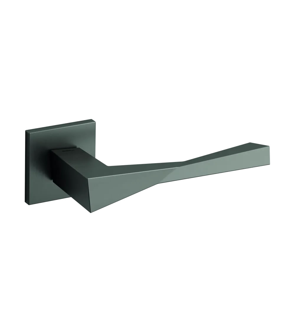 une poignée de porte élégante et très épurée en finition gris anthracite et canon de fusil