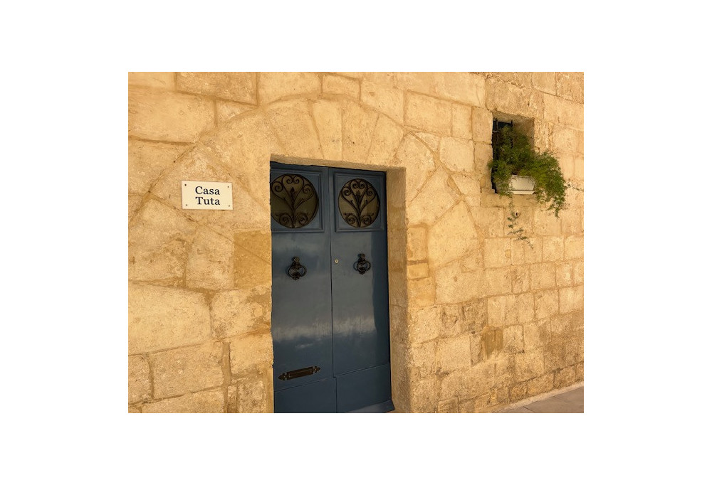 Les heurtoirs de porte de La Valette : voyage au cœur de l’artisanat maltais